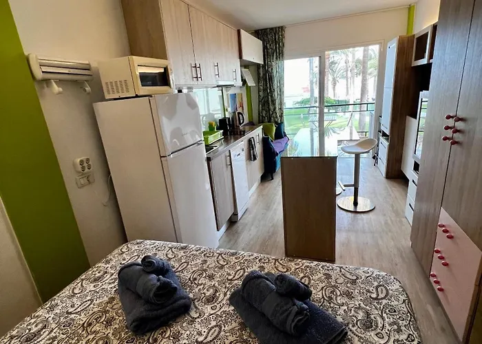 Ocean Coast Cristianos Comodoro * 洛斯克里斯蒂亚诺斯