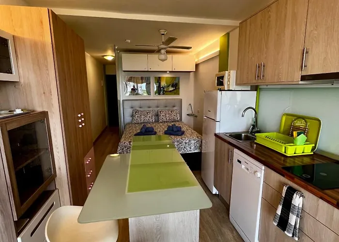 Ocean Coast Cristianos Comodoro 로스크리스티아노스