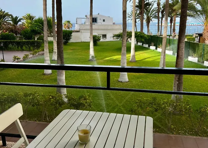 Ocean Coast Cristianos Comodoro *