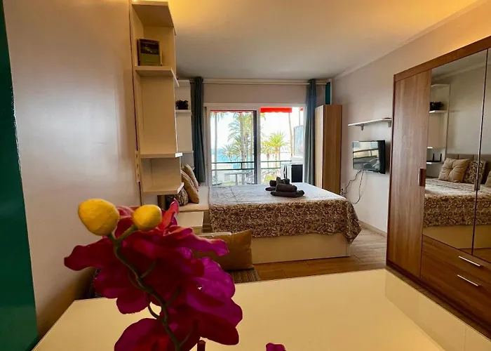 Ocean Coast Cristianos Comodoro 公寓 洛斯克里斯蒂亚诺斯