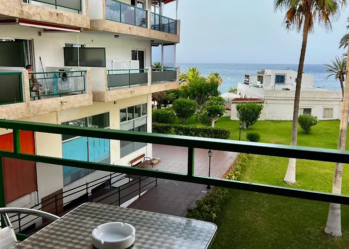 Ocean Coast Cristianos Comodoro 洛斯克里斯蒂亚诺斯