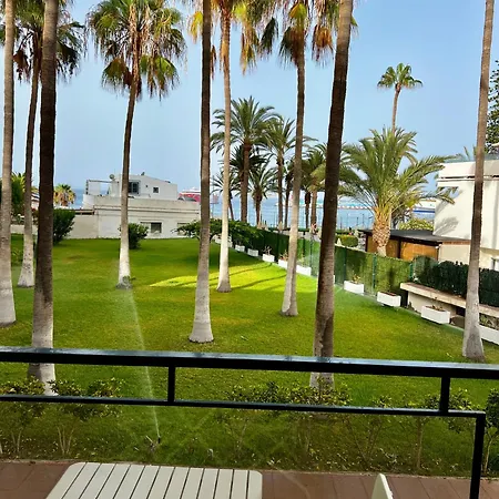 Ocean Coast Cristianos Comodoro Apartament *