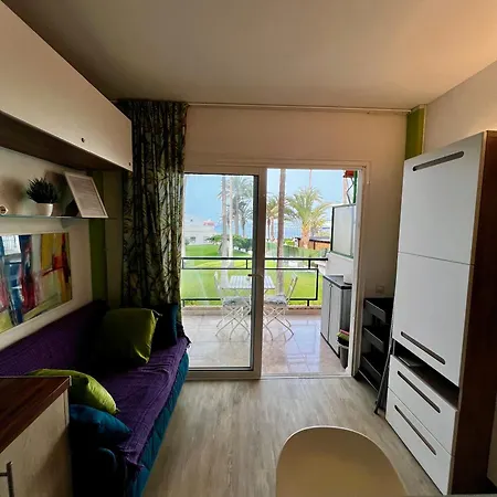 Апартаменты Ocean Coast Cristianos Comodoro Лос Кристианос